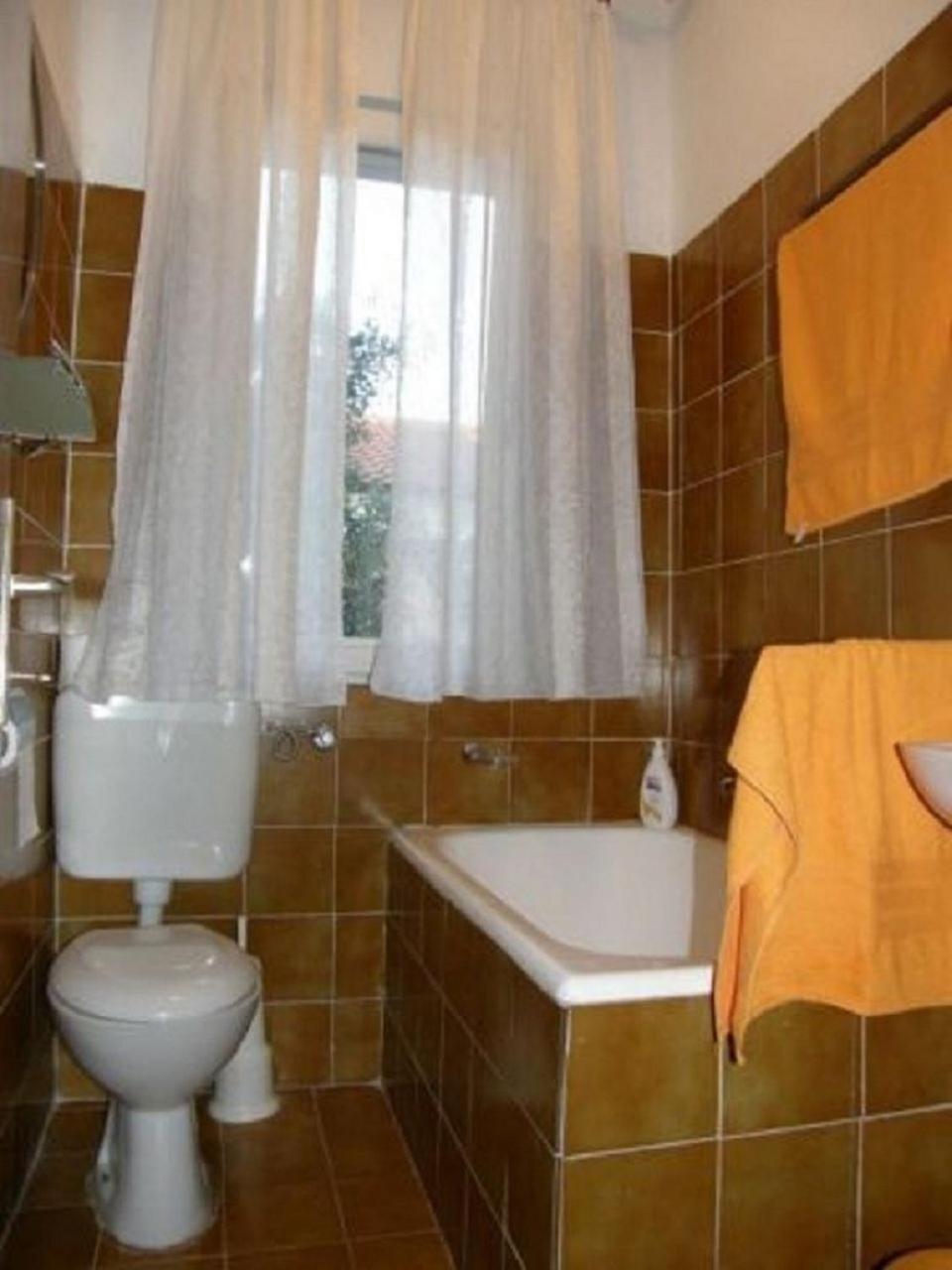 Apartments Ljubi Vinišće Eksteriør billede